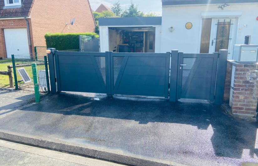 Portail et portillon aluminium modèle Yoko