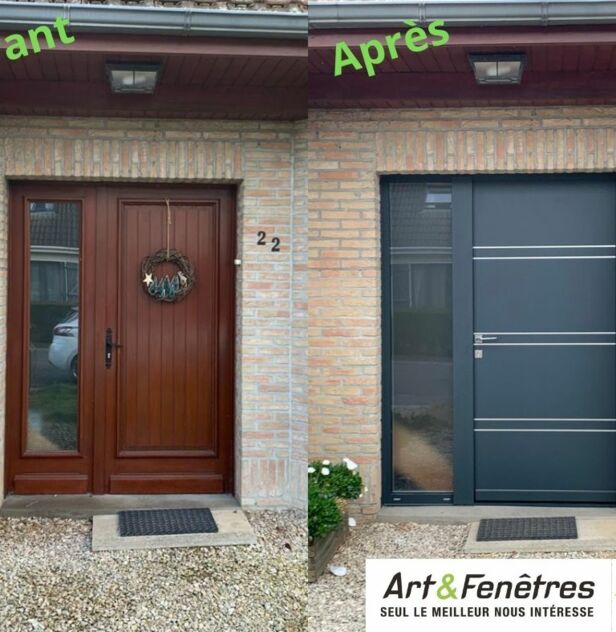 Porte d'entrée Monalu Latitude avec son imposte latérale en gris anthracite.